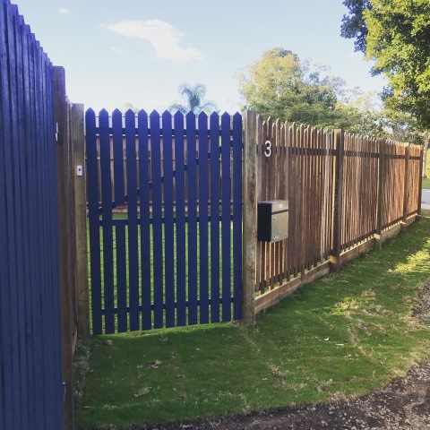 Rycan Retaining and Earthworks Custom Timber Fence