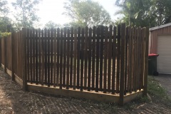 Rycan Retaining and Earthworks Custom Hardwood Timber Picket Fence Karana Downs1